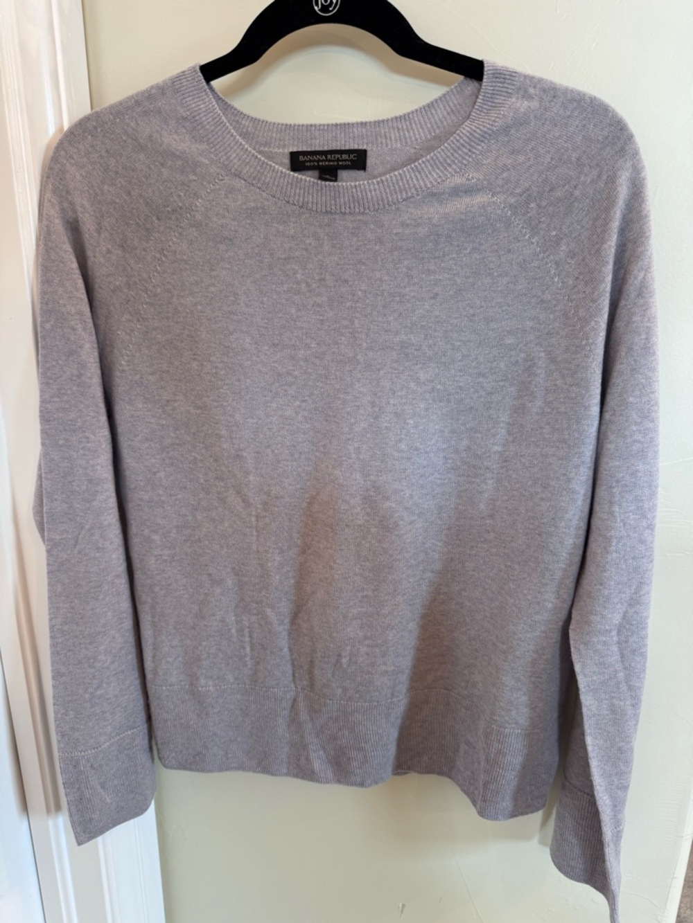 Banana Republic Light Gray Crewneck Sweater